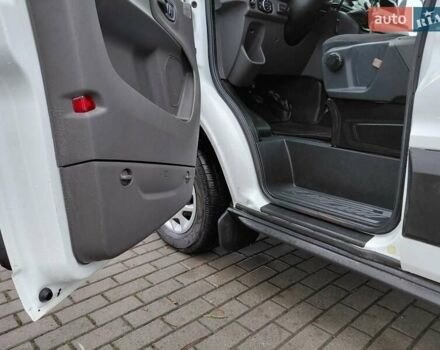 Белый Форд Транзит, объемом двигателя 2 л и пробегом 328 тыс. км за 19600 $, фото 80 на Automoto.ua