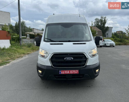 Белый Форд Транзит, объемом двигателя 2 л и пробегом 254 тыс. км за 17555 $, фото 1 на Automoto.ua