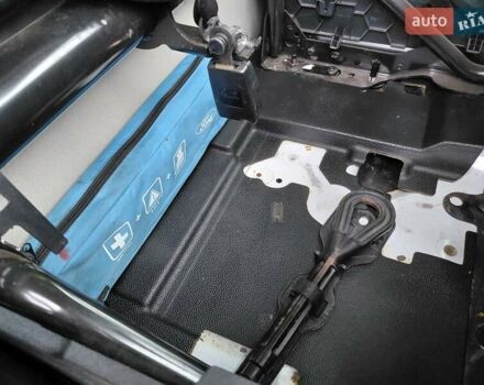 Белый Форд Транзит, объемом двигателя 2 л и пробегом 328 тыс. км за 19600 $, фото 50 на Automoto.ua