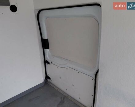 Белый Форд Транзит, объемом двигателя 2 л и пробегом 328 тыс. км за 19600 $, фото 23 на Automoto.ua