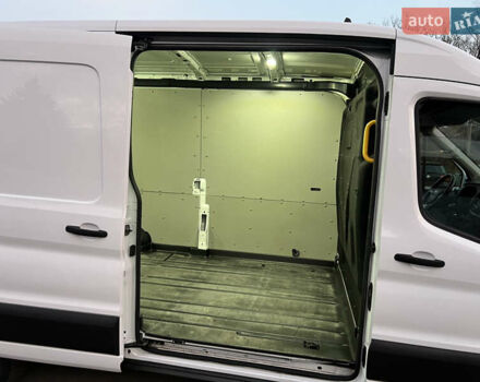 Белый Форд Транзит, объемом двигателя 2 л и пробегом 210 тыс. км за 16999 $, фото 21 на Automoto.ua