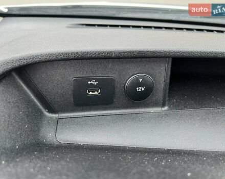 Білий Форд Транзит, об'ємом двигуна 2 л та пробігом 253 тис. км за 17555 $, фото 14 на Automoto.ua