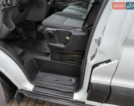 Белый Форд Транзит, объемом двигателя 2 л и пробегом 328 тыс. км за 19600 $, фото 79 на Automoto.ua