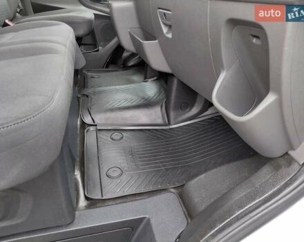 Білий Форд Транзит, об'ємом двигуна 2 л та пробігом 243 тис. км за 15600 $, фото 41 на Automoto.ua