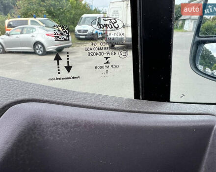 Білий Форд Транзит, об'ємом двигуна 2 л та пробігом 254 тис. км за 17555 $, фото 9 на Automoto.ua