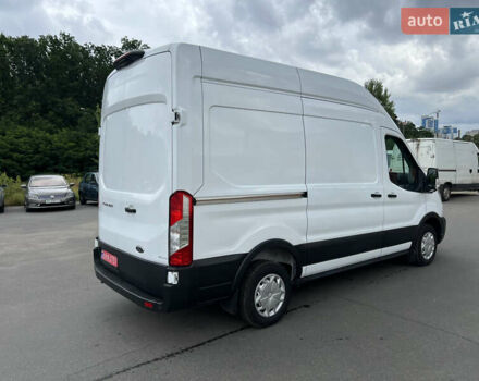 Білий Форд Транзит, об'ємом двигуна 2 л та пробігом 254 тис. км за 17555 $, фото 4 на Automoto.ua