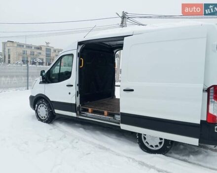 Белый Форд Транзит, объемом двигателя 2 л и пробегом 228 тыс. км за 17300 $, фото 2 на Automoto.ua