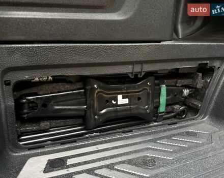 Белый Форд Транзит, объемом двигателя 2 л и пробегом 157 тыс. км за 18500 $, фото 56 на Automoto.ua