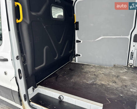 Білий Форд Транзит, об'ємом двигуна 2 л та пробігом 266 тис. км за 17500 $, фото 15 на Automoto.ua