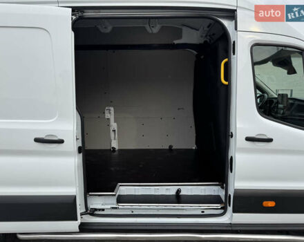 Белый Форд Транзит, объемом двигателя 2 л и пробегом 195 тыс. км за 18900 $, фото 58 на Automoto.ua