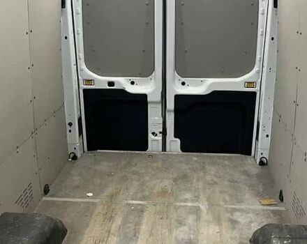 Білий Форд Транзит, об'ємом двигуна 2.2 л та пробігом 23 тис. км за 45000 $, фото 17 на Automoto.ua