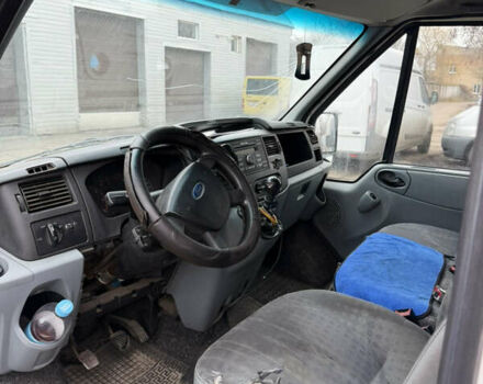 Білий Форд Транзит, об'ємом двигуна 2.4 л та пробігом 475 тис. км за 6500 $, фото 5 на Automoto.ua