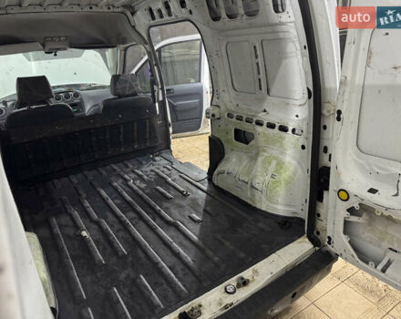 Белый Форд Транзит, объемом двигателя 1.75 л и пробегом 228 тыс. км за 4600 $, фото 34 на Automoto.ua