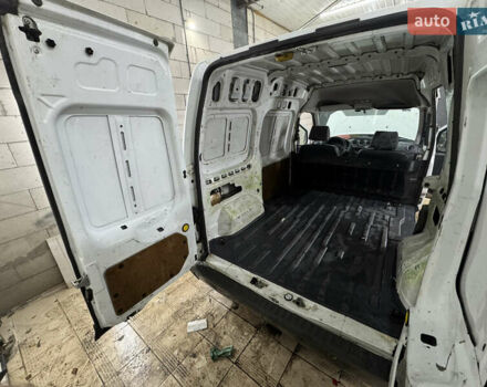 Белый Форд Транзит, объемом двигателя 1.75 л и пробегом 228 тыс. км за 4600 $, фото 35 на Automoto.ua