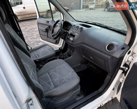 Белый Форд Транзит, объемом двигателя 1.75 л и пробегом 228 тыс. км за 4600 $, фото 21 на Automoto.ua