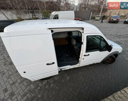 Белый Форд Транзит, объемом двигателя 1.75 л и пробегом 228 тыс. км за 4600 $, фото 10 на Automoto.ua
