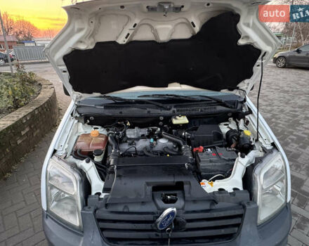 Белый Форд Транзит, объемом двигателя 1.75 л и пробегом 228 тыс. км за 4600 $, фото 29 на Automoto.ua