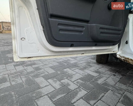 Белый Форд Транзит, объемом двигателя 1.75 л и пробегом 228 тыс. км за 4600 $, фото 23 на Automoto.ua