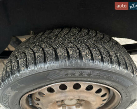 Белый Форд Транзит, объемом двигателя 1.75 л и пробегом 228 тыс. км за 4600 $, фото 32 на Automoto.ua