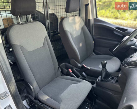 Белый Форд Транзит, объемом двигателя 1.5 л и пробегом 123 тыс. км за 5400 $, фото 10 на Automoto.ua