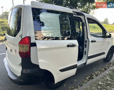 Белый Форд Транзит, объемом двигателя 1.5 л и пробегом 123 тыс. км за 5400 $, фото 4 на Automoto.ua