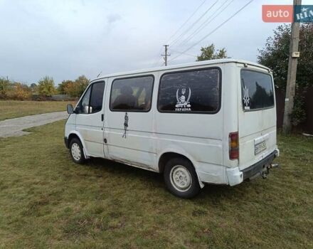 Білий Форд Транзит, об'ємом двигуна 2.4 л та пробігом 76 тис. км за 1650 $, фото 5 на Automoto.ua