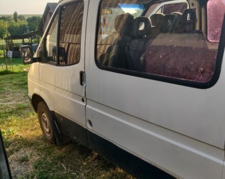 Белый Форд Транзит, объемом двигателя 0 л и пробегом 250 тыс. км за 1400 $, фото 3 на Automoto.ua