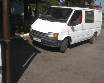 Белый Форд Транзит, объемом двигателя 1.98 л и пробегом 300 тыс. км за 1640 $, фото 2 на Automoto.ua