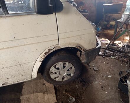 Белый Форд Транзит, объемом двигателя 2 л и пробегом 250 тыс. км за 832 $, фото 2 на Automoto.ua