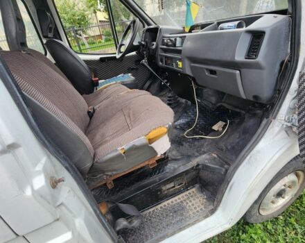 Белый Форд Транзит, объемом двигателя 2.5 л и пробегом 445 тыс. км за 1700 $, фото 5 на Automoto.ua