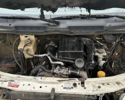 Белый Форд Транзит, объемом двигателя 2.5 л и пробегом 500 тыс. км за 2000 $, фото 5 на Automoto.ua