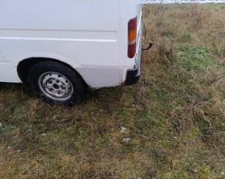 Белый Форд Транзит, объемом двигателя 2 л и пробегом 155 тыс. км за 2000 $, фото 10 на Automoto.ua