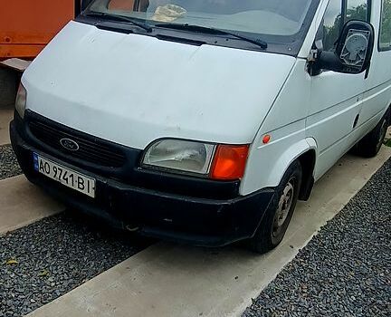 Білий Форд Транзит, об'ємом двигуна 2.5 л та пробігом 0 тис. км за 1700 $, фото 2 на Automoto.ua