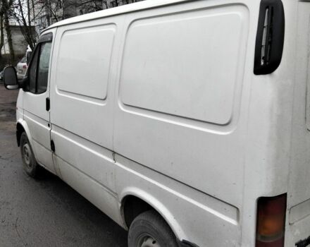 Белый Форд Транзит, объемом двигателя 2.5 л и пробегом 900 тыс. км за 2600 $, фото 2 на Automoto.ua