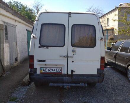 Белый Форд Транзит, объемом двигателя 2.5 л и пробегом 600 тыс. км за 2400 $, фото 1 на Automoto.ua