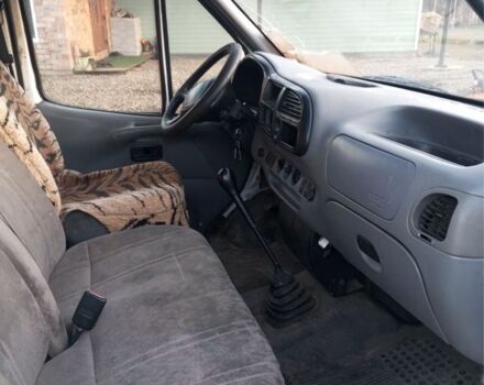 Белый Форд Транзит, объемом двигателя 2.5 л и пробегом 1000 тыс. км за 1400 $, фото 6 на Automoto.ua