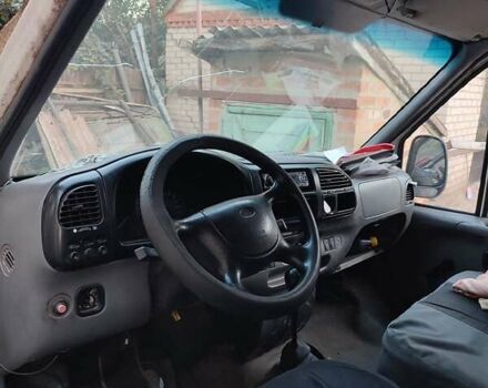 Білий Форд Транзит, об'ємом двигуна 2.49 л та пробігом 375 тис. км за 2000 $, фото 4 на Automoto.ua
