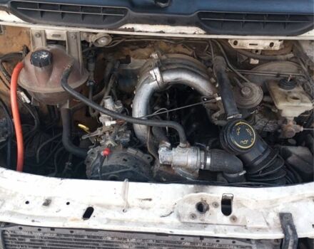 Белый Форд Транзит, объемом двигателя 2.5 л и пробегом 1000 тыс. км за 1400 $, фото 5 на Automoto.ua