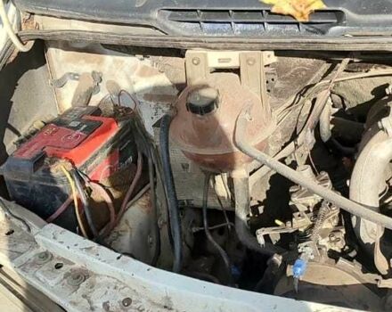 Белый Форд Транзит, объемом двигателя 2.5 л и пробегом 400 тыс. км за 1427 $, фото 5 на Automoto.ua