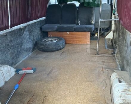 Белый Форд Транзит, объемом двигателя 2.5 л и пробегом 200 тыс. км за 1200 $, фото 4 на Automoto.ua