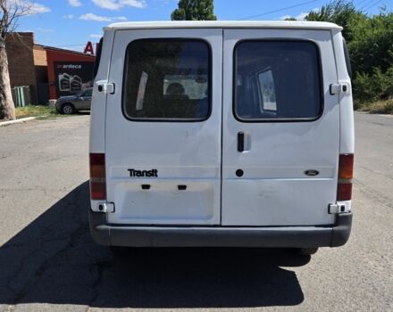 Белый Форд Транзит, объемом двигателя 0 л и пробегом 333 тыс. км за 3000 $, фото 5 на Automoto.ua