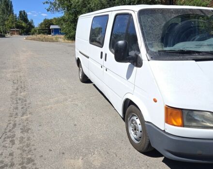 Белый Форд Транзит, объемом двигателя 0 л и пробегом 333 тыс. км за 3000 $, фото 1 на Automoto.ua