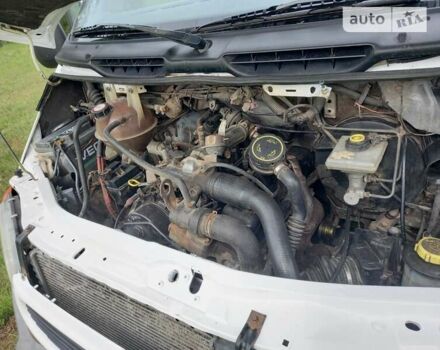 Белый Форд Транзит, объемом двигателя 2.5 л и пробегом 328 тыс. км за 4200 $, фото 4 на Automoto.ua