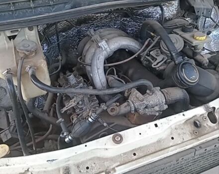 Білий Форд Транзит, об'ємом двигуна 2.5 л та пробігом 200 тис. км за 1300 $, фото 1 на Automoto.ua