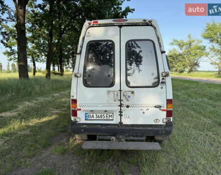 Білий Форд Транзит, об'ємом двигуна 2.5 л та пробігом 300 тис. км за 3300 $, фото 4 на Automoto.ua
