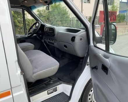 Форд Транзит 1999 в Житомире на Automoto.ua Белый Форд Транзит, объемом двигателя 2.5 л и пробегом 387 тыс. км за 7350 $, фото 12 на Automoto.ua