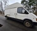 Белый Форд Транзит, объемом двигателя 2.5 л и пробегом 500 тыс. км за 2000 $, фото 1 на Automoto.ua