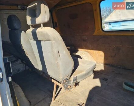 Білий Форд Транзит, об'ємом двигуна 2.5 л та пробігом 290 тис. км за 1400 $, фото 7 на Automoto.ua