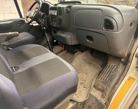 Белый Форд Транзит, объемом двигателя 2.5 л и пробегом 350 тыс. км за 3574 $, фото 6 на Automoto.ua