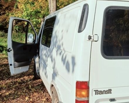 Белый Форд Транзит, объемом двигателя 2.5 л и пробегом 260 тыс. км за 1500 $, фото 7 на Automoto.ua